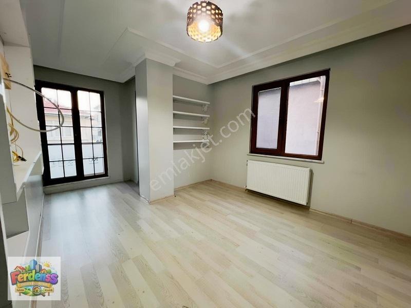 Ataşehirde Metro Ve Üniversiteye Yakın Satılık 2+1 Daire — fotoğraf 7