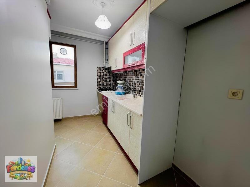 Ataşehirde Metro Ve Üniversiteye Yakın Satılık 2+1 Daire — fotoğraf 18