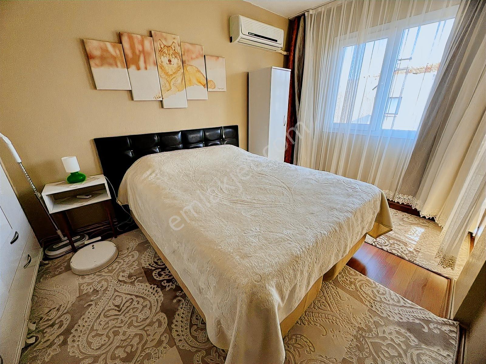 Bostanlı Merkez De 2 +1 Satılık Daire — fotoğraf 16