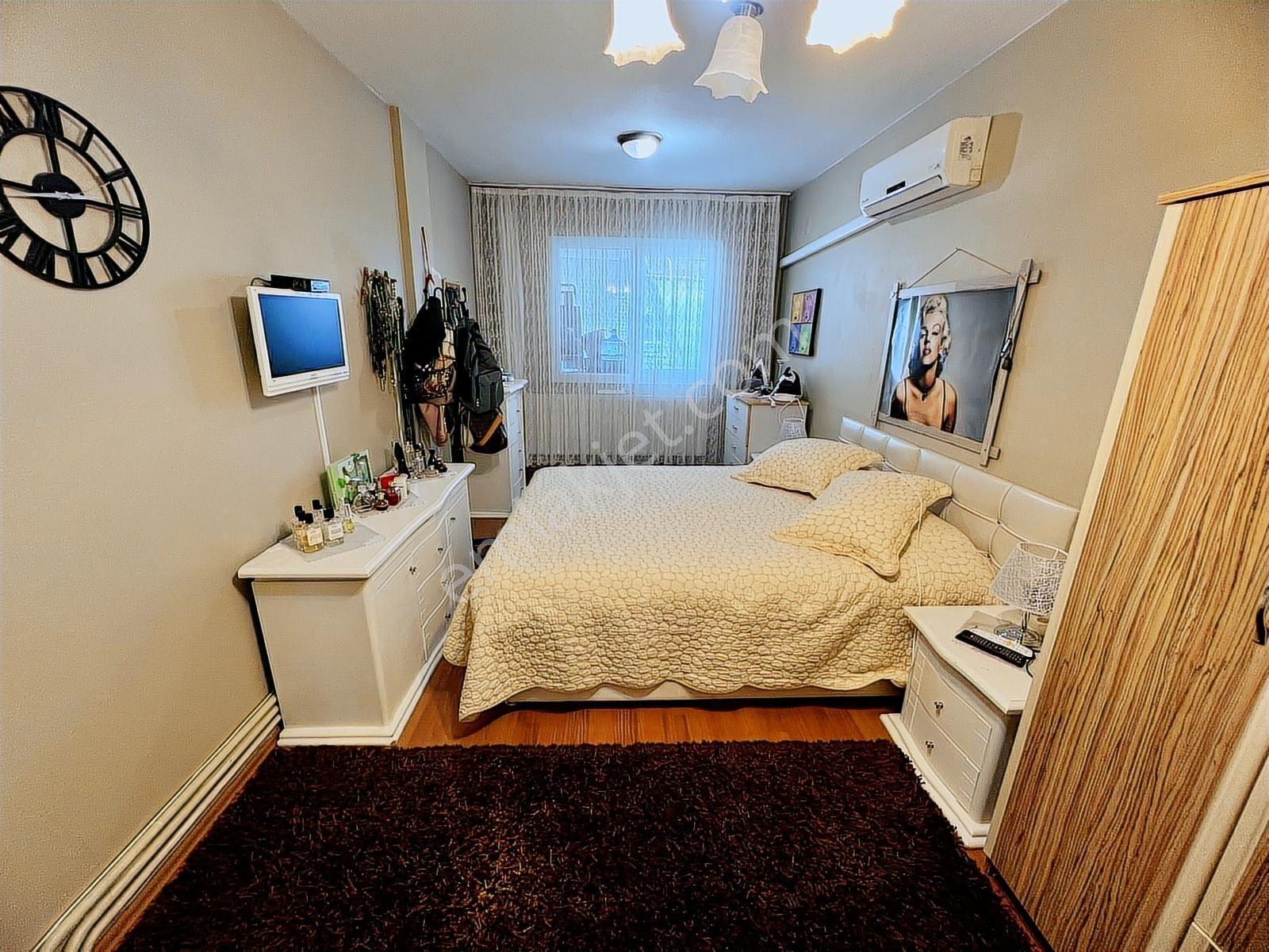 Bostanlı Merkez De 2 +1 Satılık Daire — fotoğraf 18