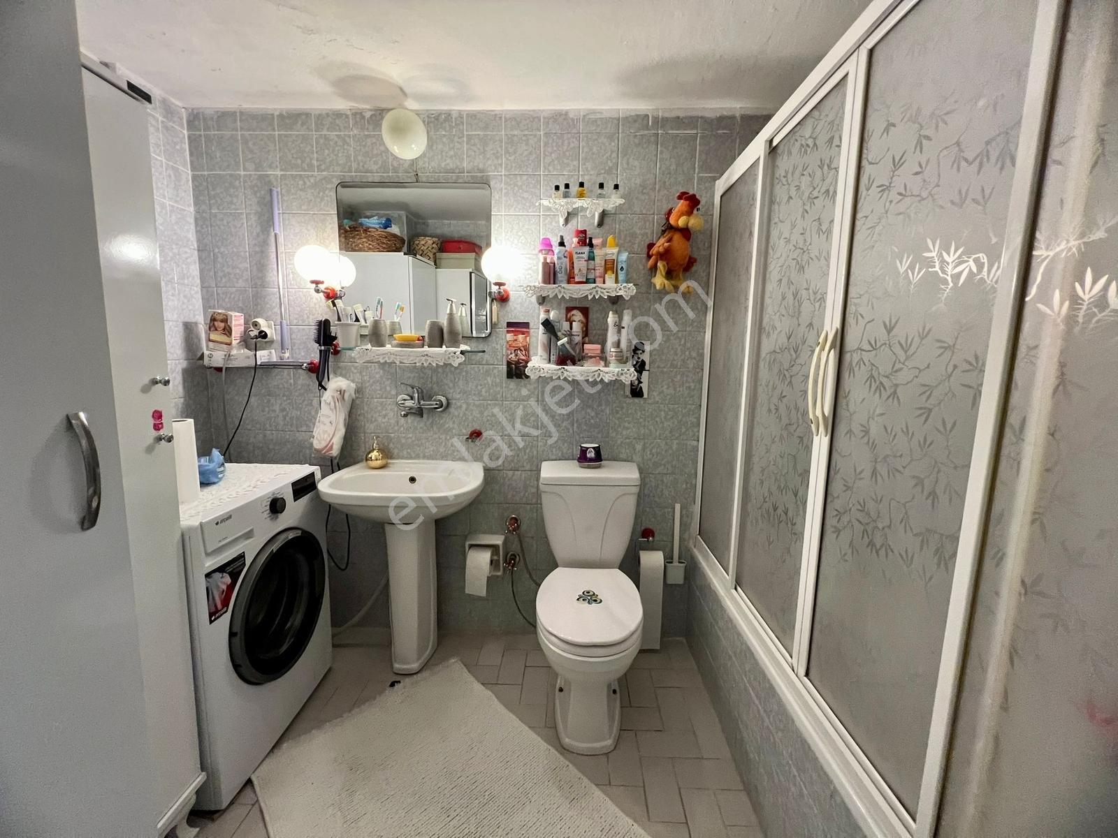 Bostanlı Merkez De 2 +1 Satılık Daire — fotoğraf 23