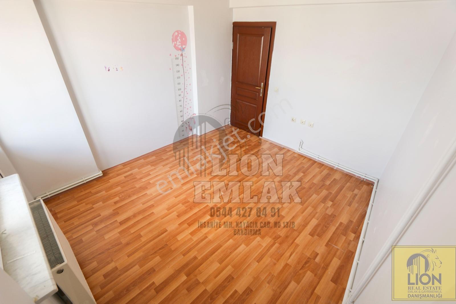 Lıon'dan Hacı Yusuf'ta Deniz Manzaralı Satılık 4+1 Daire — fotoğraf 14