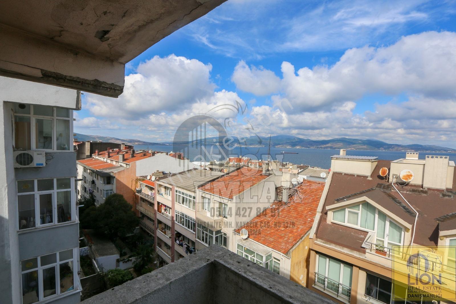 Lıon'dan Hacı Yusuf'ta Deniz Manzaralı Satılık 4+1 Daire — fotoğraf 17