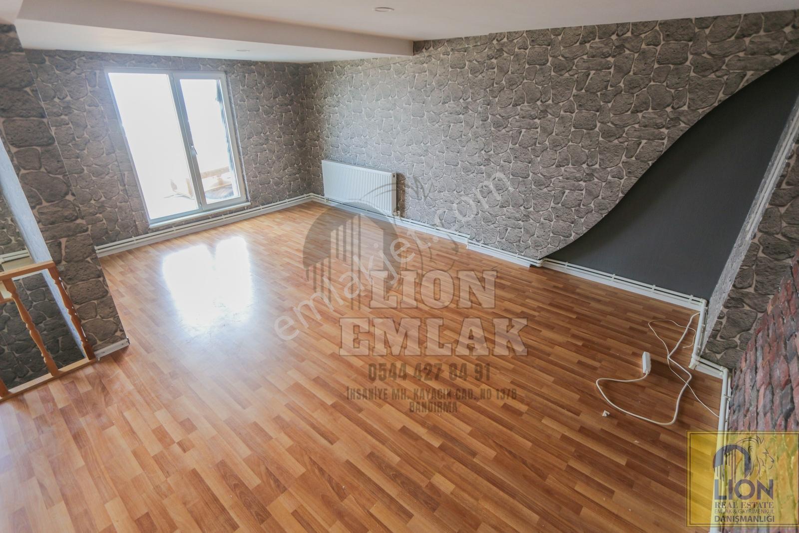 Lıon'dan Hacı Yusuf'ta Deniz Manzaralı Satılık 4+1 Daire — fotoğraf 22
