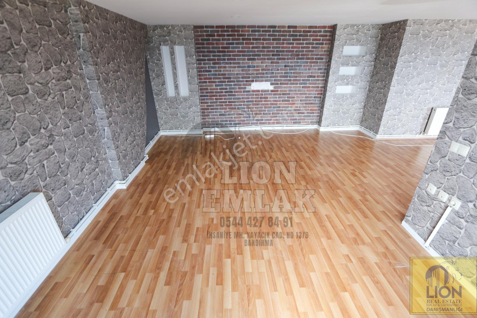 Lıon'dan Hacı Yusuf'ta Deniz Manzaralı Satılık 4+1 Daire — fotoğraf 26