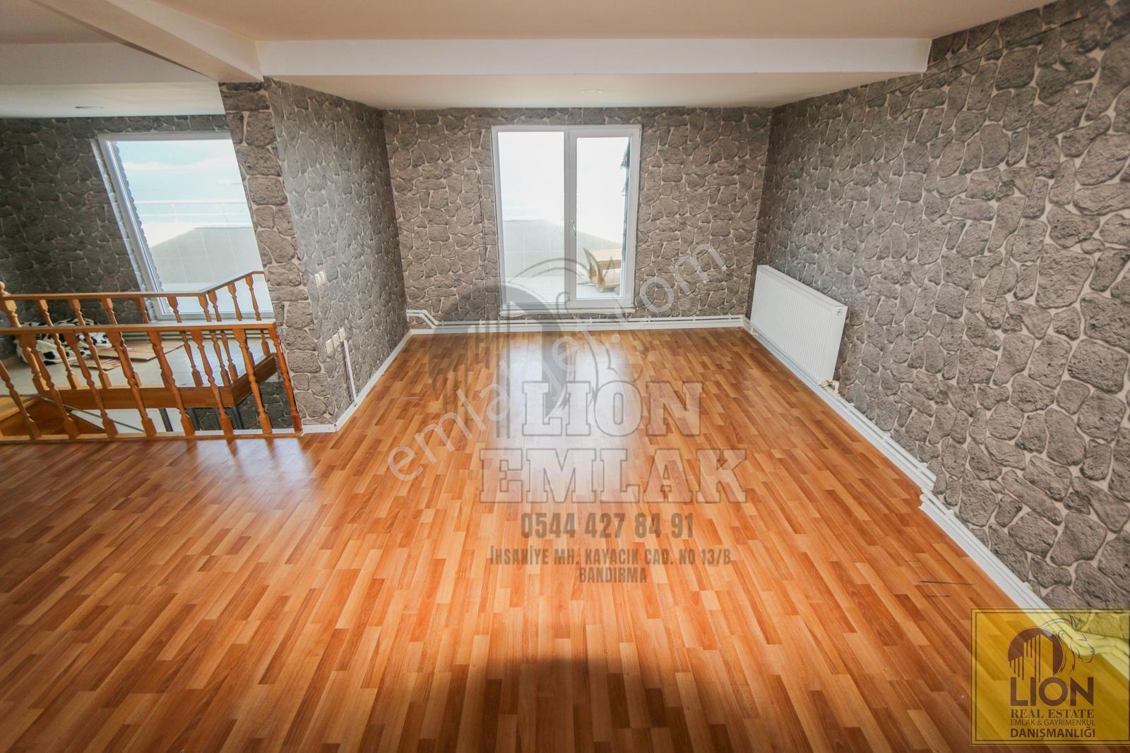 Lıon'dan Hacı Yusuf'ta Deniz Manzaralı Satılık 4+1 Daire — fotoğraf 27