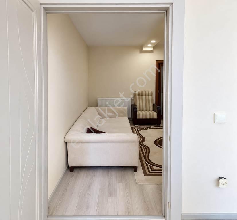 Silivri Mimar Sinan Mh. Fly Kanarya Sitesi Eşyası İle Satlık 1+1 — fotoğraf 4