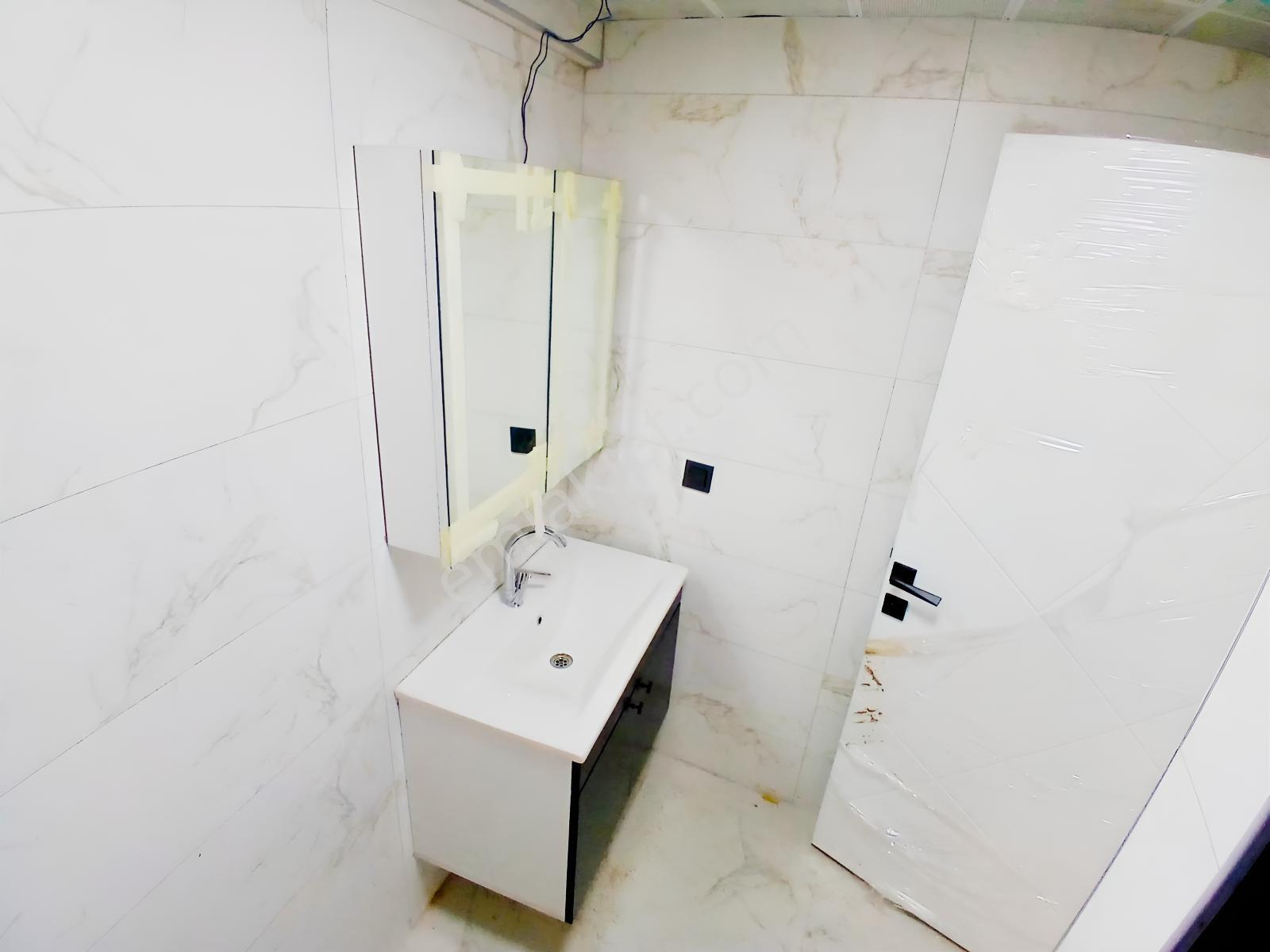 Güzelyaka Mahallesi Yeni Bina Merkezi Konumda 2+1 Satılık Daire — fotoğraf 10