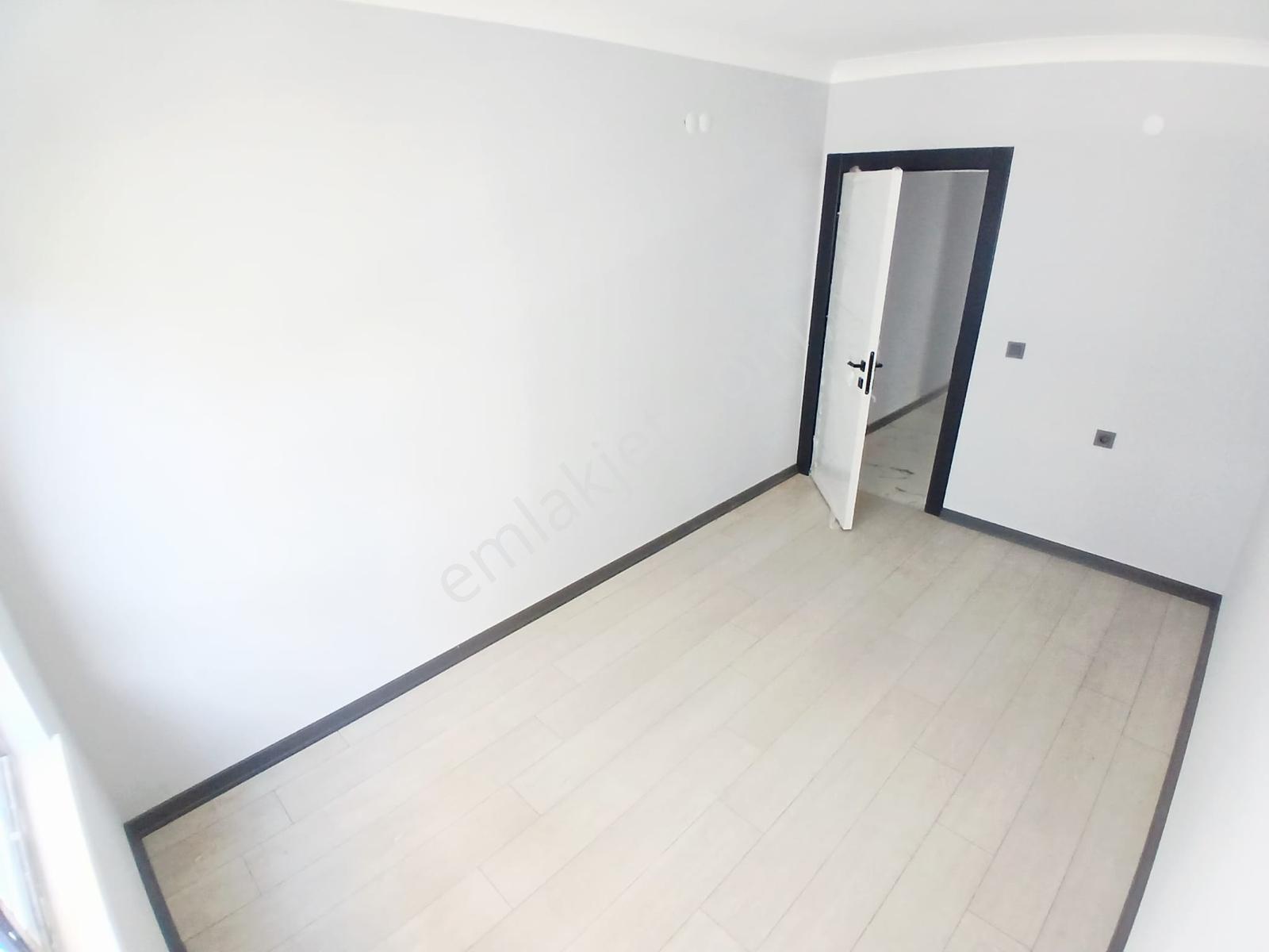 Güzelyaka Mahallesi Yeni Bina Merkezi Konumda 2+1 Satılık Daire — fotoğraf 22