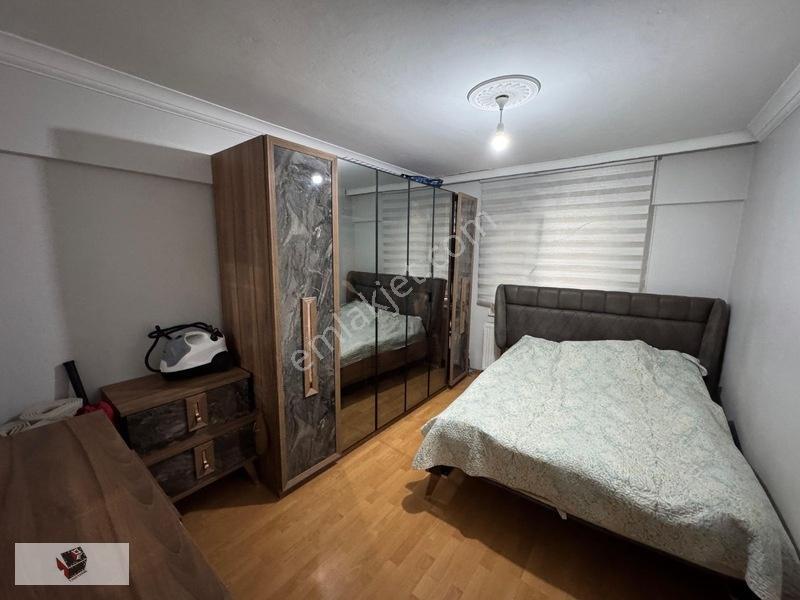 Umut Emlak'tan Şirinevler De Satılık 2+1 Daire — fotoğraf 9