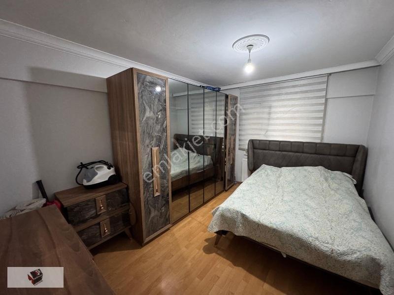 Umut Emlak'tan Şirinevler De Satılık 2+1 Daire — fotoğraf 25