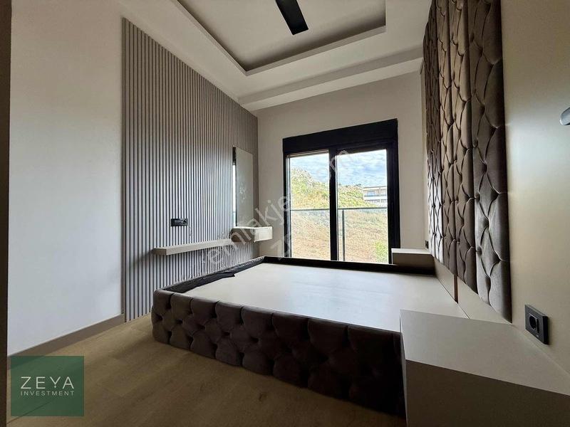 Altıntaşta Qualista Manzarada Satılık Villa — fotoğraf 18