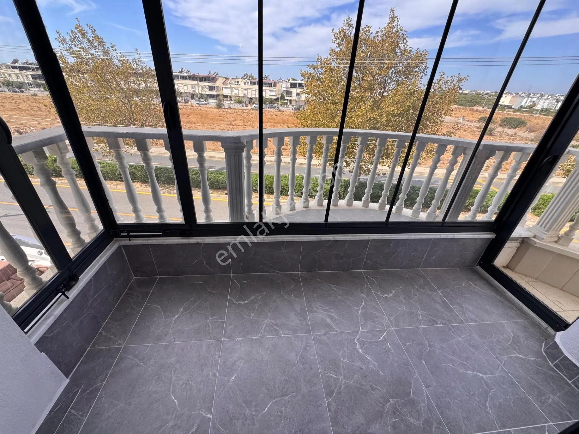 Didim Çamlıkta Denize Yakın Full Eşyalı Geniş Teraslı Satılık Dubleks Daire — fotoğraf 11