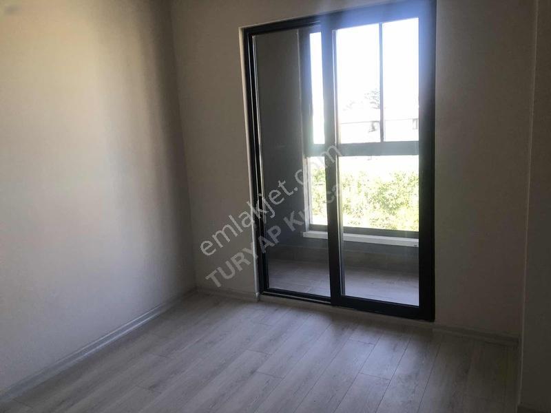 Güvenlikli Site, Şerefiyesi Yüksek, Bağımsız Mutfak Satılık 2+1 — fotoğraf 11
