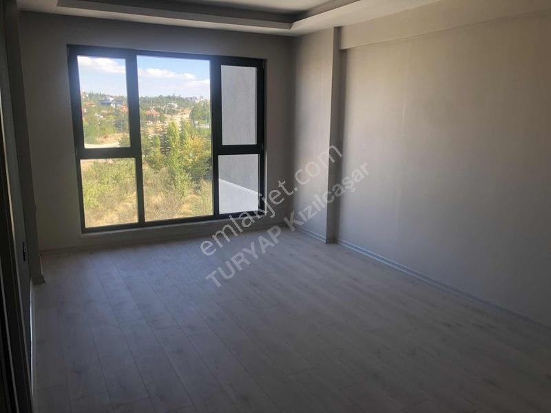 Güvenlikli Site, Şerefiyesi Yüksek, Bağımsız Mutfak Satılık 2+1 — fotoğraf 18