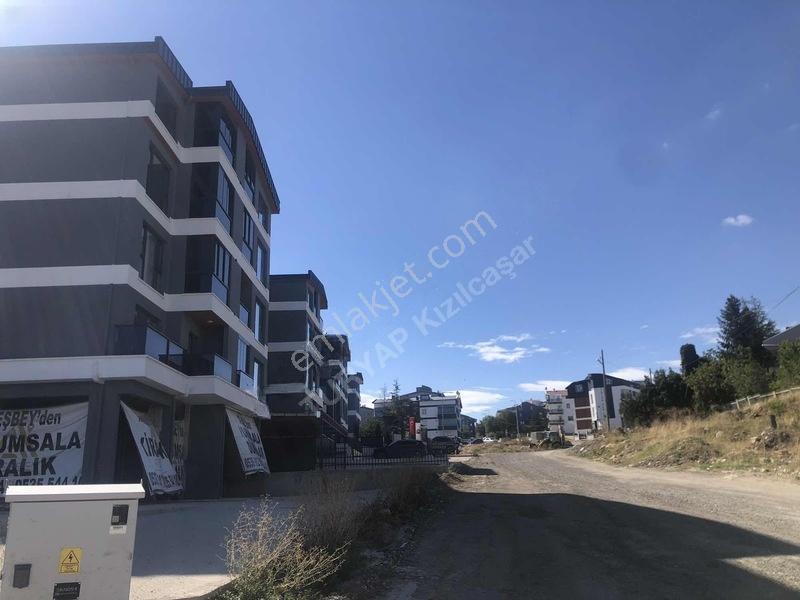 Güvenlikli Site, Şerefiyesi Yüksek, Bağımsız Mutfak Satılık 2+1 — fotoğraf 27