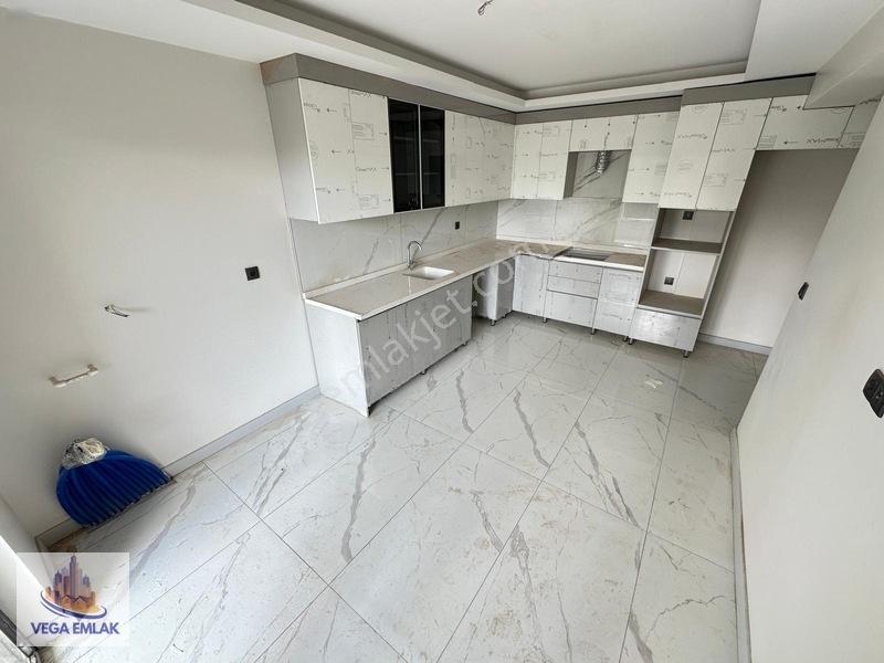 Vega Emlak'tan %70 Kredili Celal Esata 2 Dk Park Karşısı Sıfır — fotoğraf 3