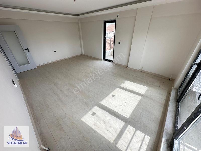 Vega Emlak'tan %70 Kredili Celal Esata 2 Dk Park Karşısı Sıfır — fotoğraf 14