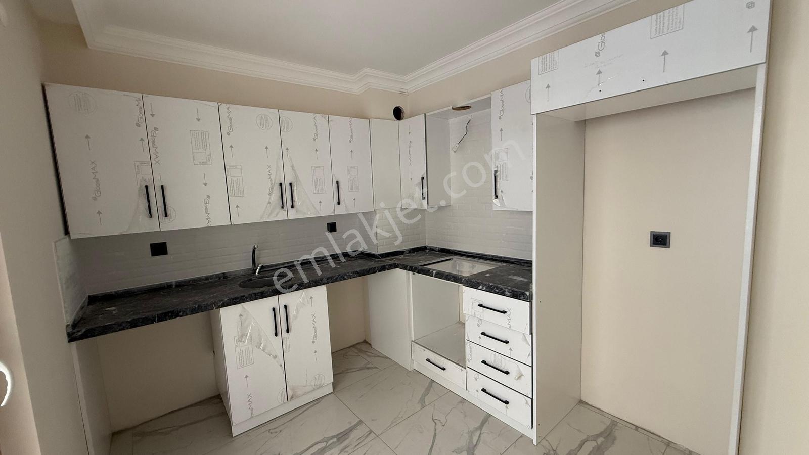 Bölgenin En Uygunu Mutfak Salon Ayrı 2+1 Sıfır Daire — fotoğraf 4