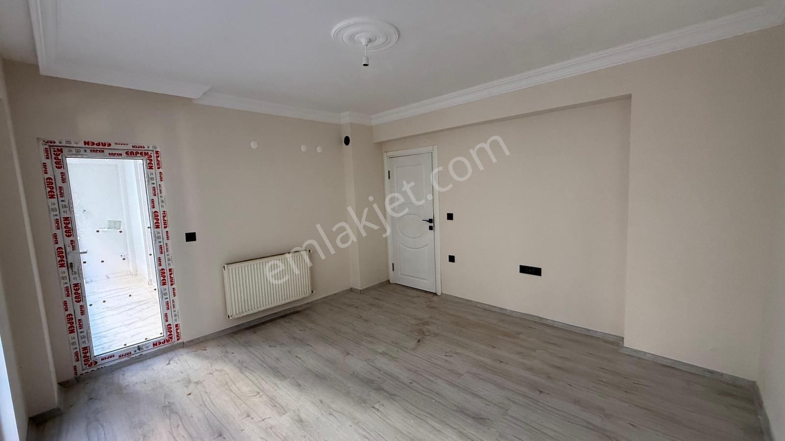 Bölgenin En Uygunu Mutfak Salon Ayrı 2+1 Sıfır Daire — fotoğraf 8