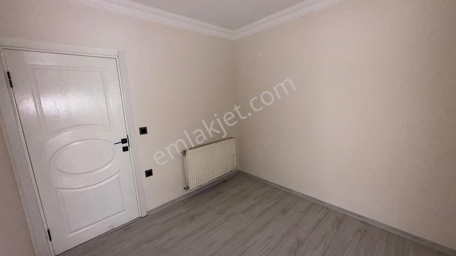 Bölgenin En Uygunu Mutfak Salon Ayrı 2+1 Sıfır Daire — fotoğraf 15