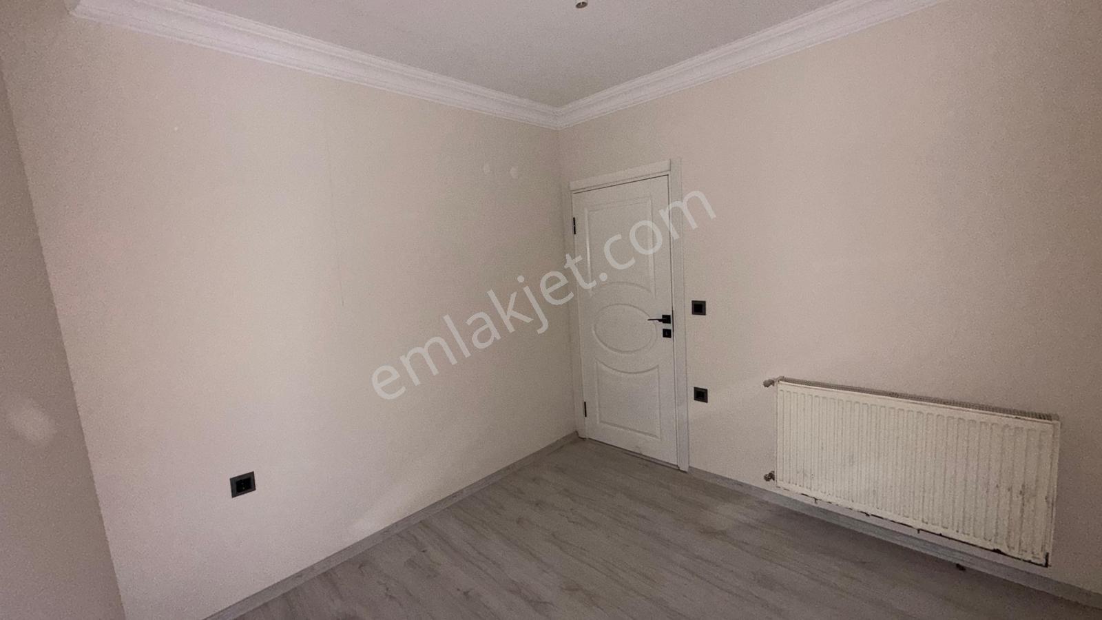 Bölgenin En Uygunu Mutfak Salon Ayrı 2+1 Sıfır Daire — fotoğraf 16