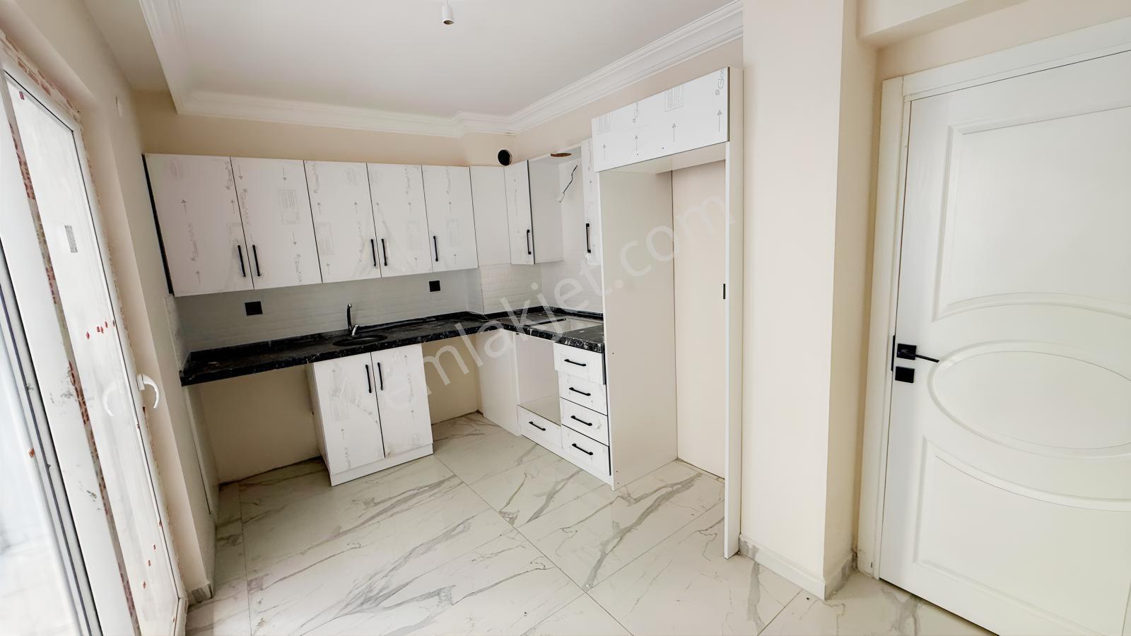 Bölgenin En Uygunu Mutfak Salon Ayrı 2+1 Sıfır Daire — fotoğraf 26