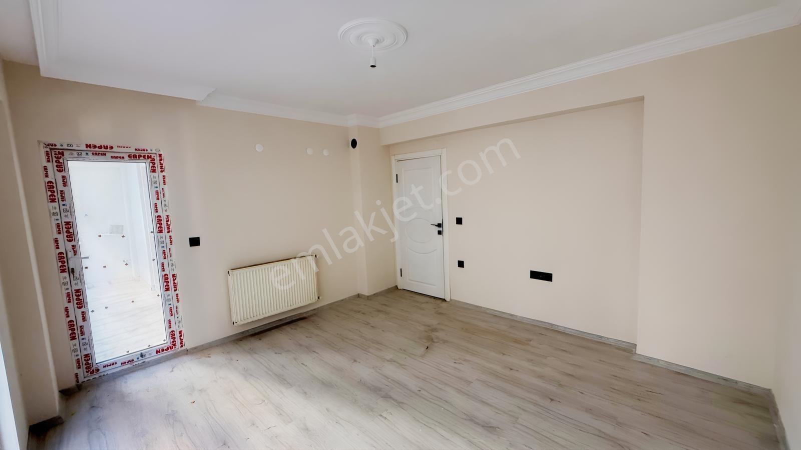 Bölgenin En Uygunu Mutfak Salon Ayrı 2+1 Sıfır Daire — fotoğraf 31