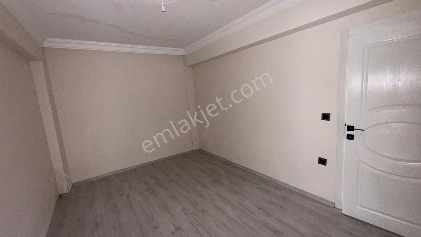Bölgenin En Uygunu Mutfak Salon Ayrı 2+1 Sıfır Daire — fotoğraf 35