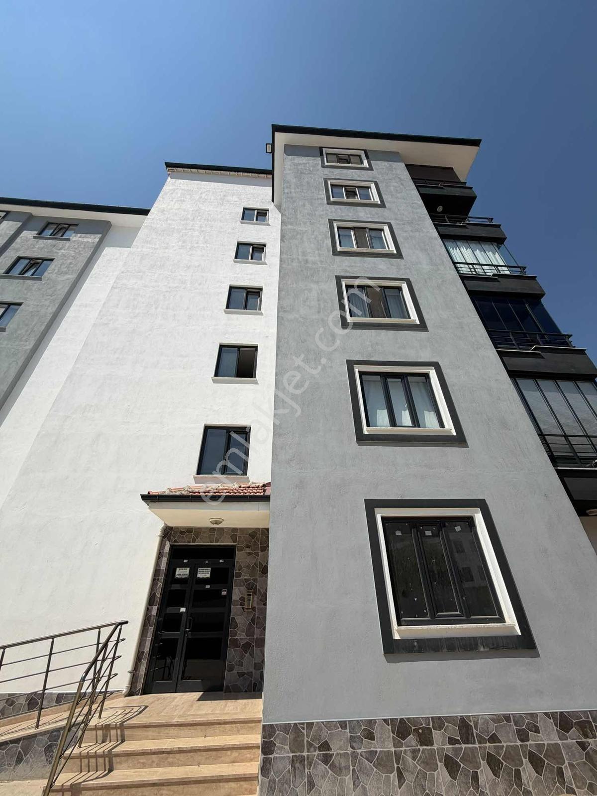 Cengizler'den Selim Sultan'da Satılık Yüksek Giriş 4+1 Daire — fotoğraf 7
