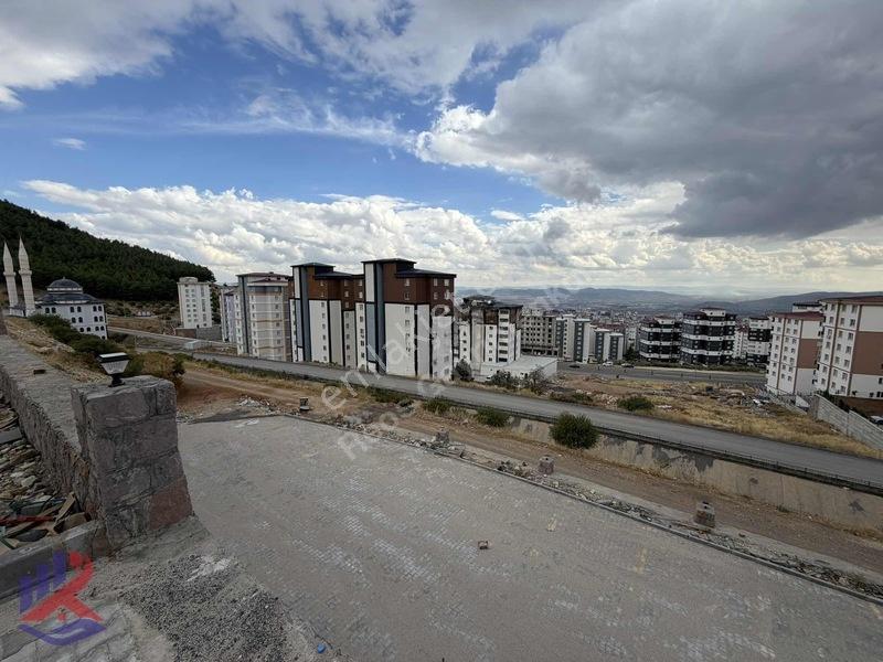 Reos Gayrimenkul'den K.çevre Yolunda Sıfır Geniş Satılık 2+1 — fotoğraf 20