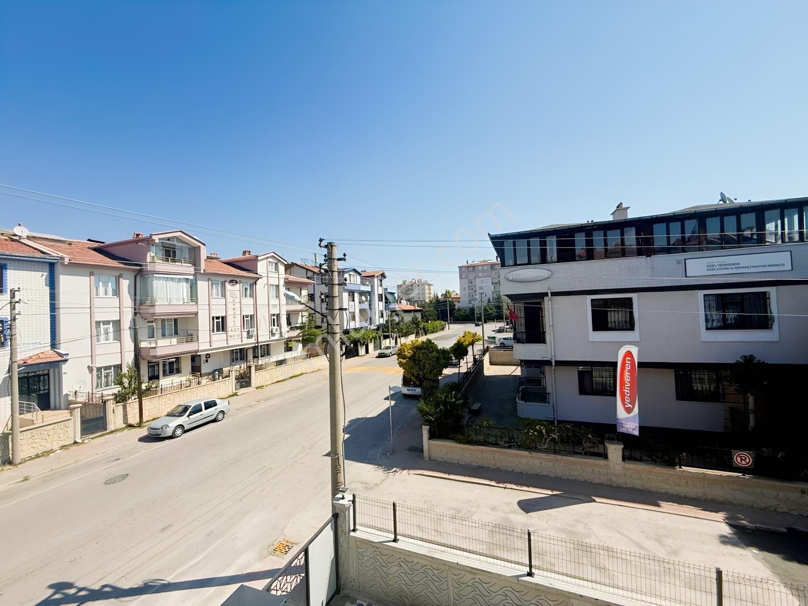 Tramvaya Yakın Dumlupınarda 2+1 Geniş Satılık Daire — fotoğraf 16