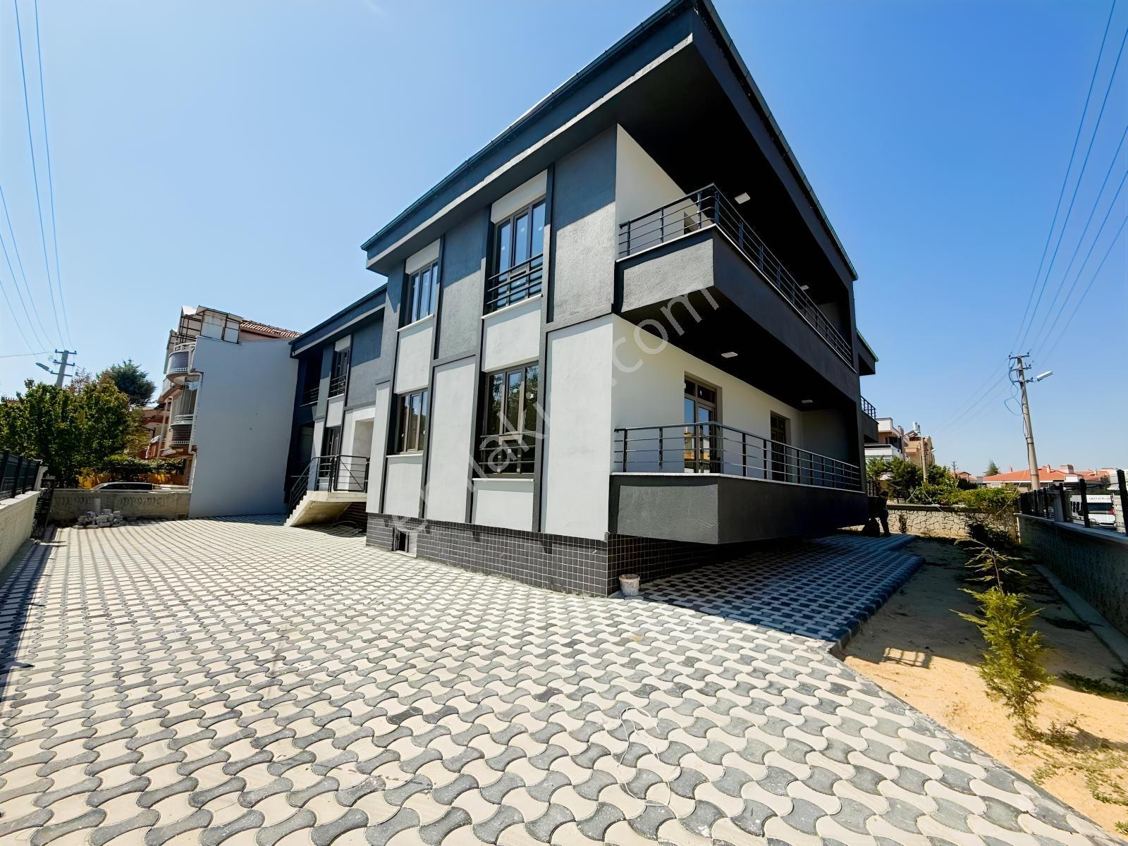 Tramvaya Yakın Dumlupınarda 2+1 Geniş Satılık Daire — fotoğraf 35