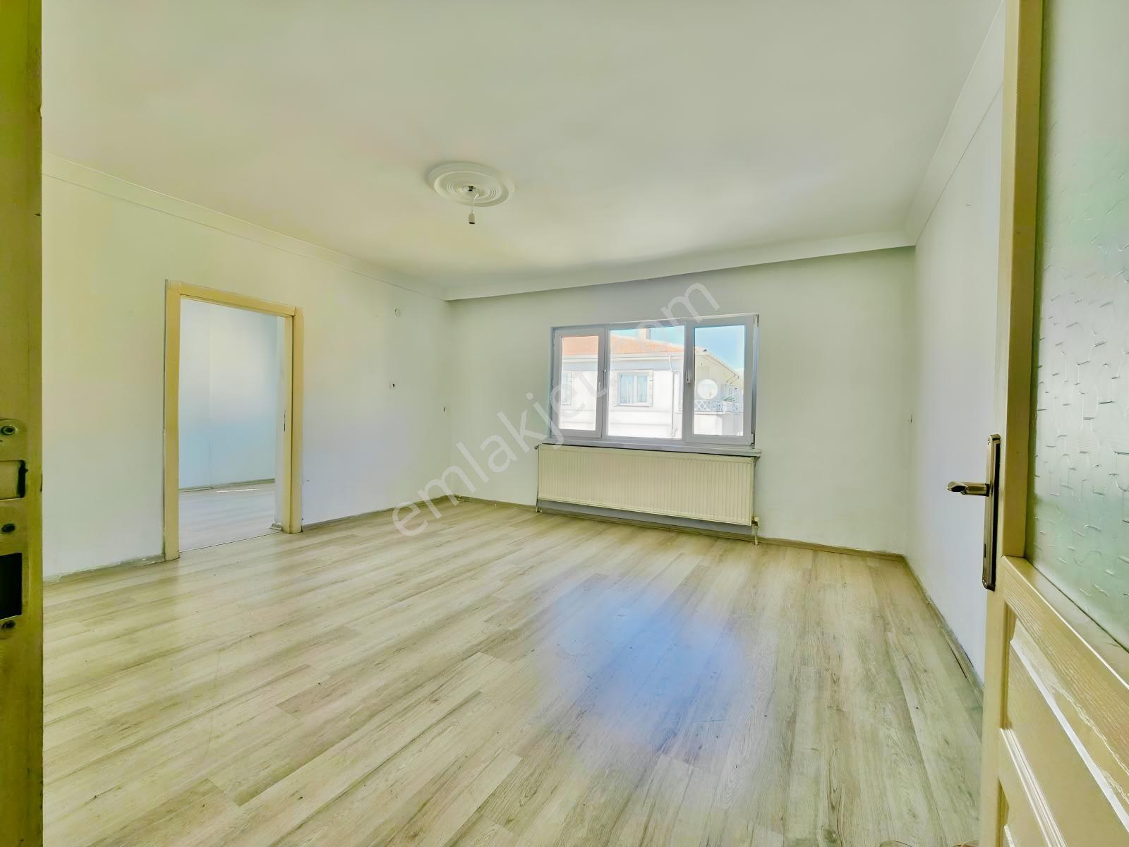 Sincan Plevne Mah. 4+1 Yapılı Geniş Katta Satılık Daire — fotoğraf 9