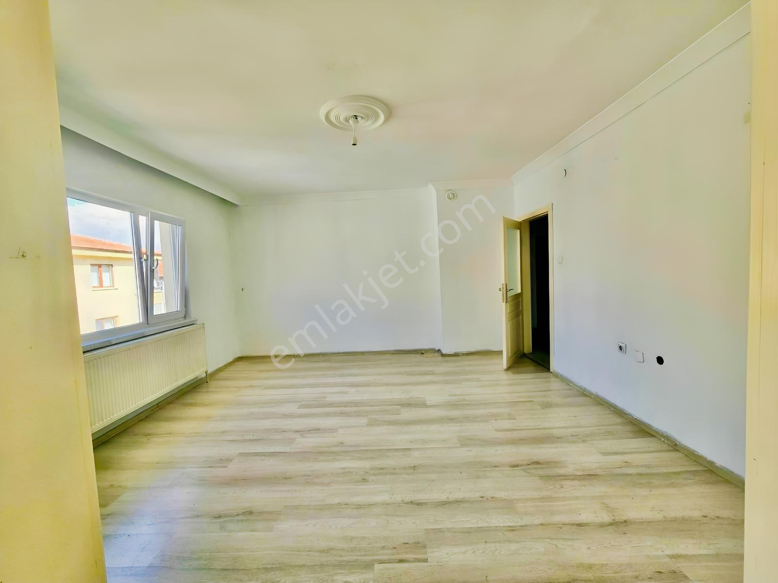 Sincan Plevne Mah. 4+1 Yapılı Geniş Katta Satılık Daire — fotoğraf 10