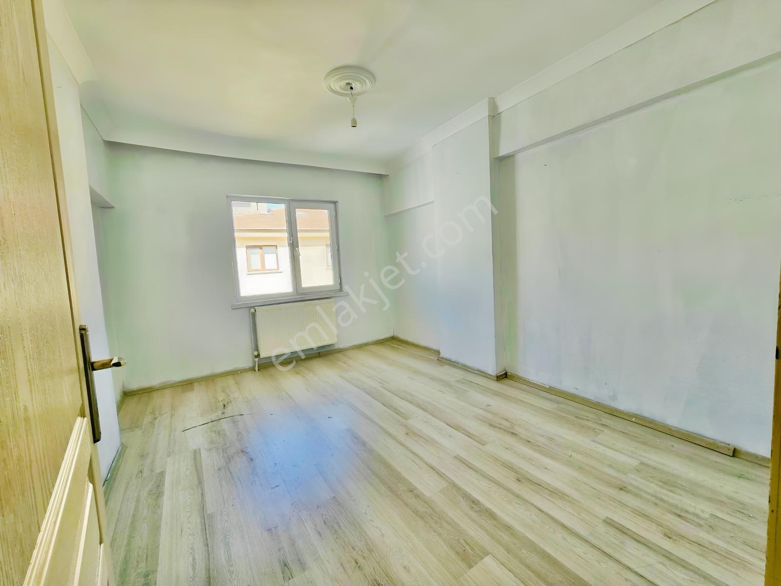 Sincan Plevne Mah. 4+1 Yapılı Geniş Katta Satılık Daire — fotoğraf 24
