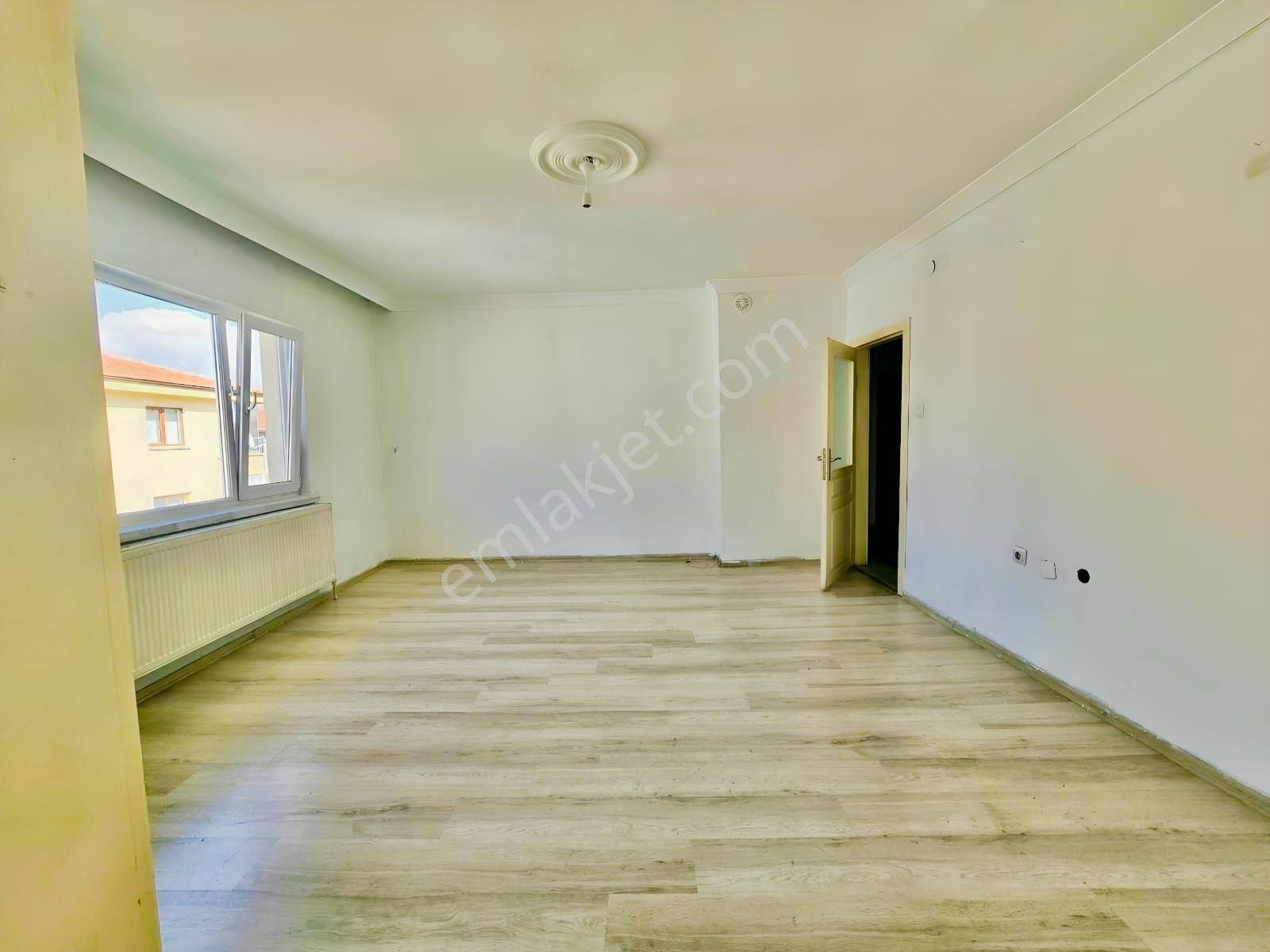 Sincan Plevne Mah. 4+1 Yapılı Geniş Katta Satılık Daire — fotoğraf 32