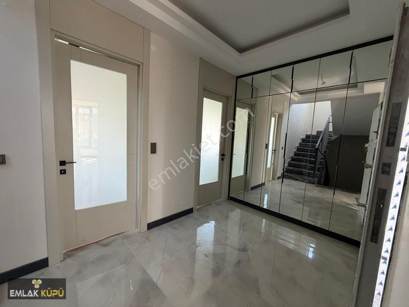 Bağlıca Mahallesi Satılık 5+1 Site İçinde Geniş Bahçeli Villa — fotoğraf 8