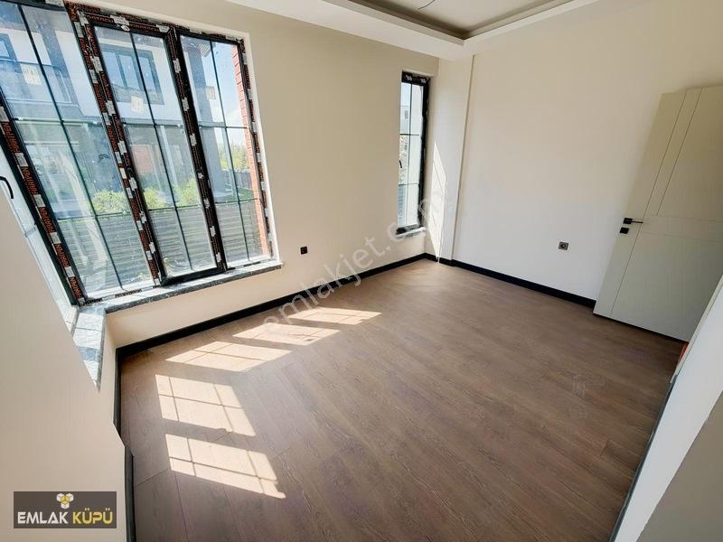 Bağlıca Mahallesi Satılık 5+1 Site İçinde Geniş Bahçeli Villa — fotoğraf 11