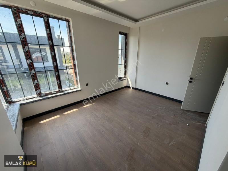 Bağlıca Mahallesi Satılık 5+1 Site İçinde Geniş Bahçeli Villa — fotoğraf 20