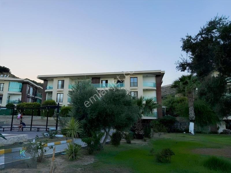 Verte Vadi Sitesinde Havuzlu 3+1 Dgazlı Arakat Otoparklı — fotoğraf 35