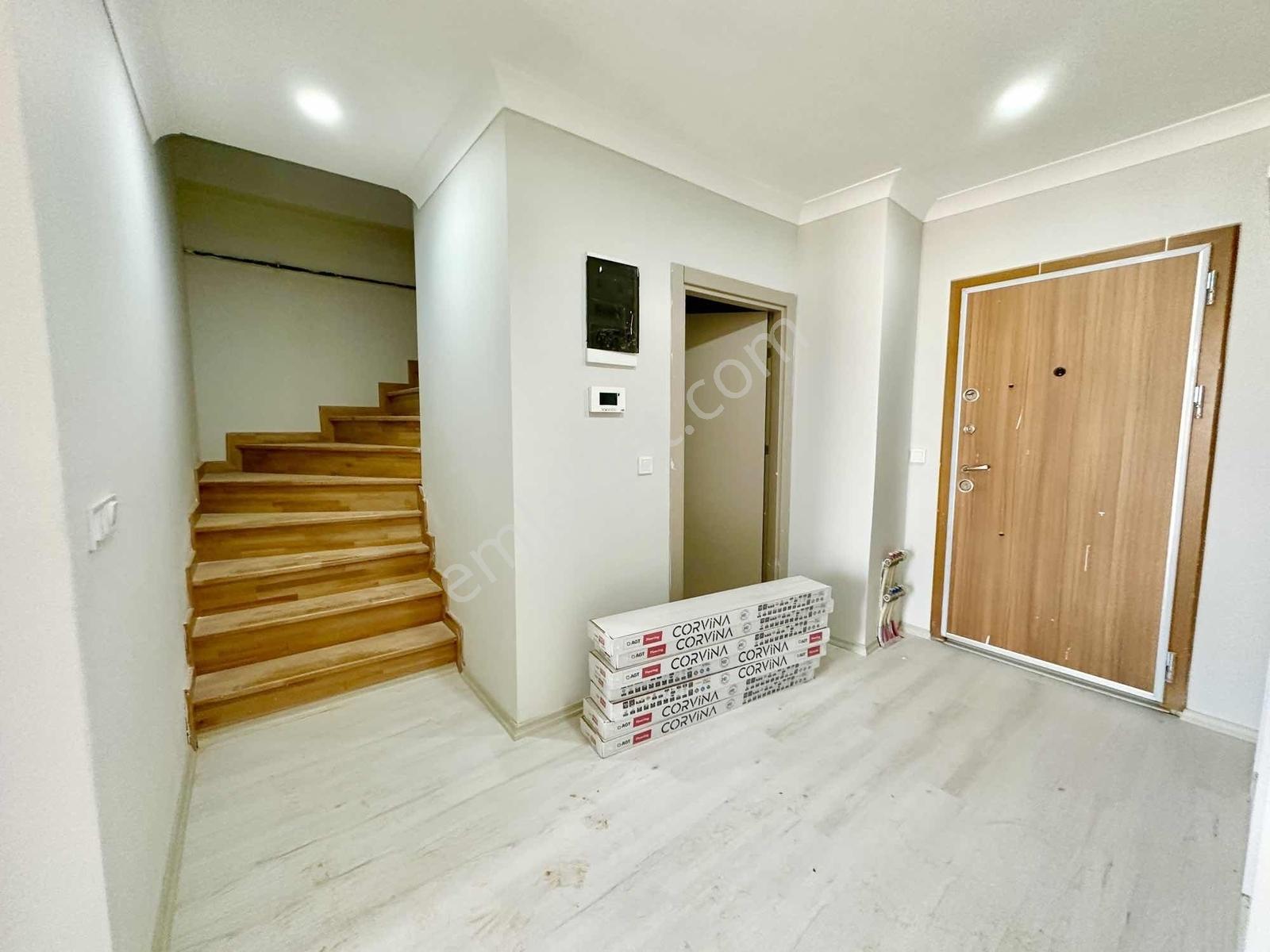 Güvenlikli Sitede 3+1 Dublex — fotoğraf 2