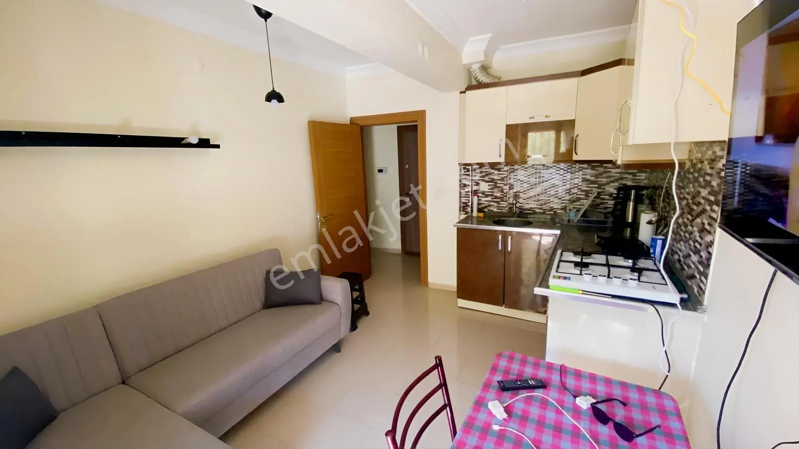 Buca Kuruçeşme Mahallesinde 2+0 Satılık Daire — fotoğraf 2