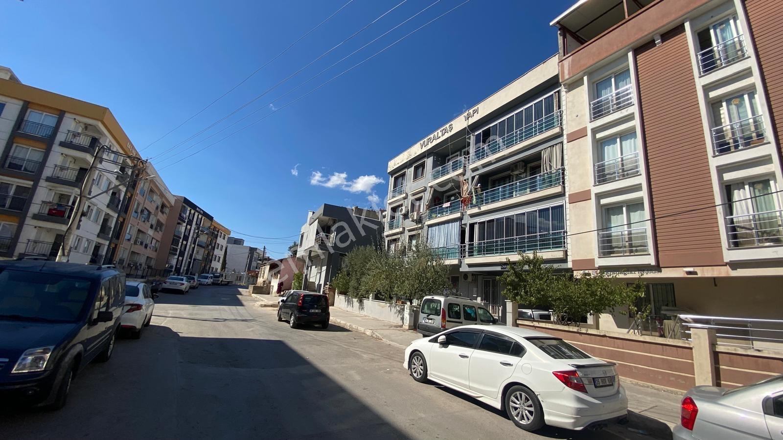 Buca Kuruçeşme Mahallesinde 2+0 Satılık Daire — fotoğraf 22