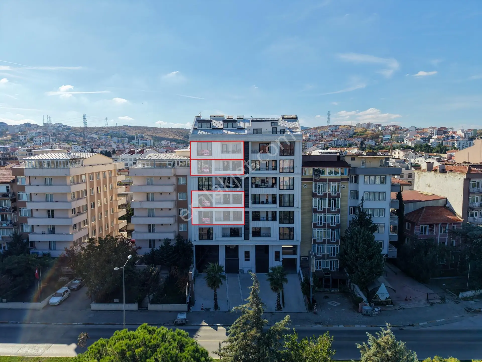 Yeni İzmir Cad Üzerinde Satılık Arakat 3+1 Daire — fotoğraf 5
