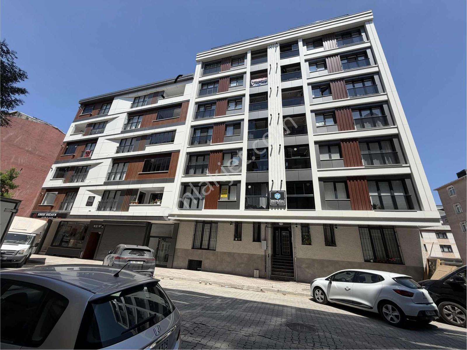 Re/max Fırtınadan Haznedarda Satılık Lüks 3+1 Daire — fotoğraf 2