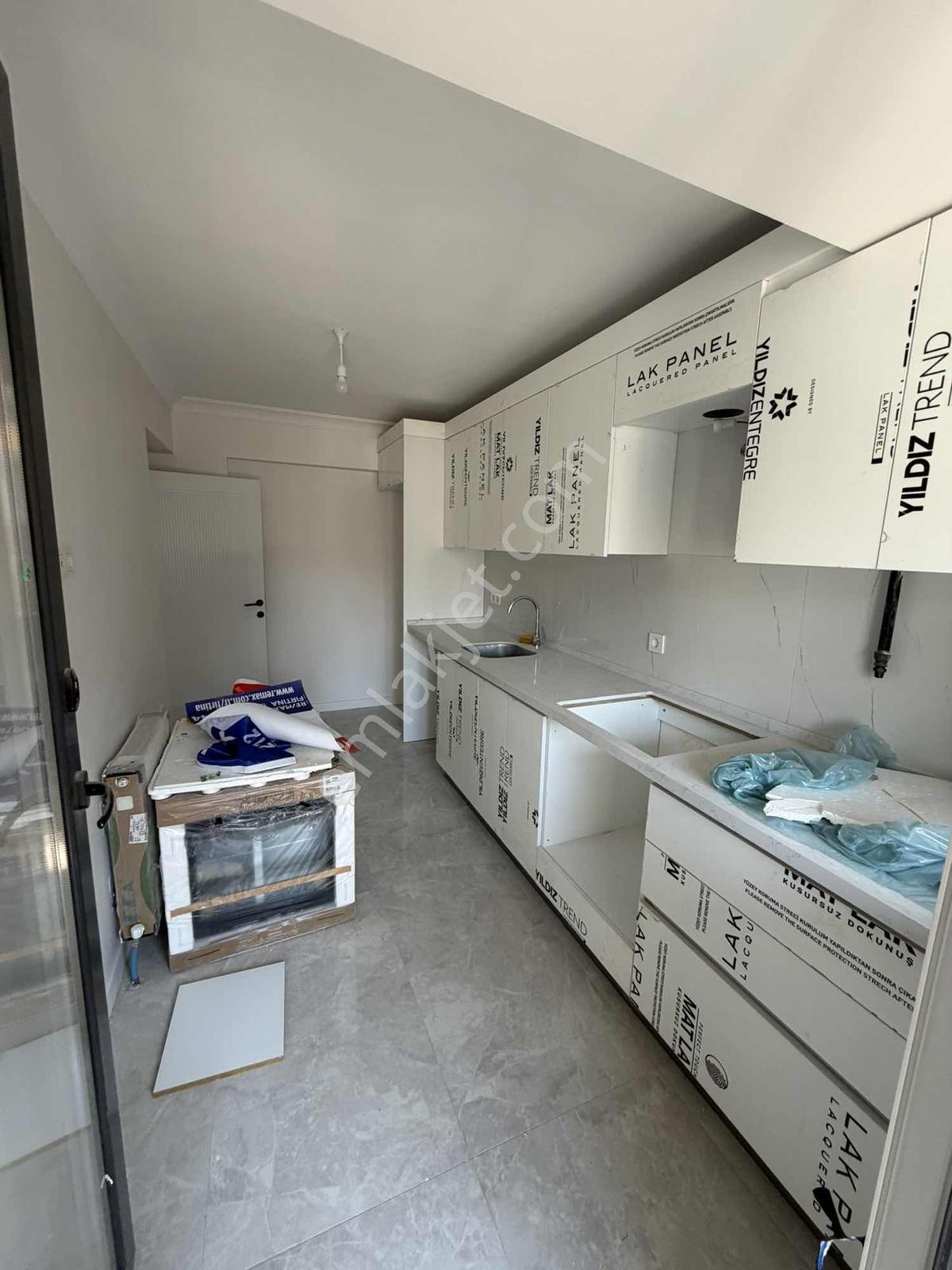 Re/max Fırtınadan Haznedarda Satılık Lüks 3+1 Daire — fotoğraf 9