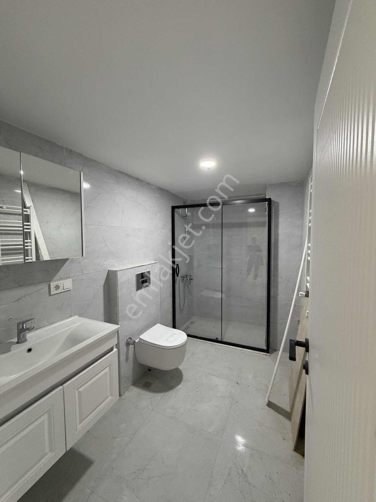 Re/max Fırtınadan Haznedarda Satılık Lüks 3+1 Daire — fotoğraf 14