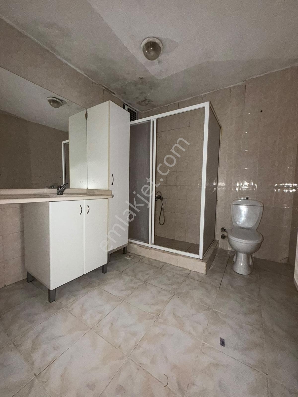Mehmet Zengin'den Site İçinde Asansörlü 3+1 Ptotokol Yolu Yakını — fotoğraf 27