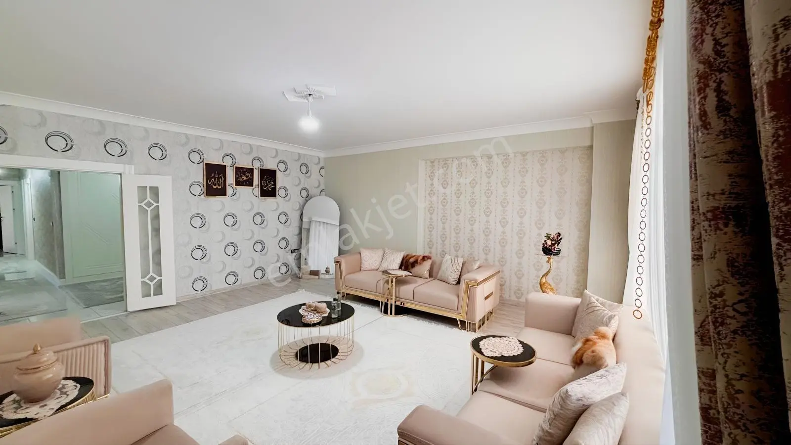 Diclekent Şark Konaklarında Satılık 4+1 | Net 210 M² | 3 Cepheli — fotoğraf 3